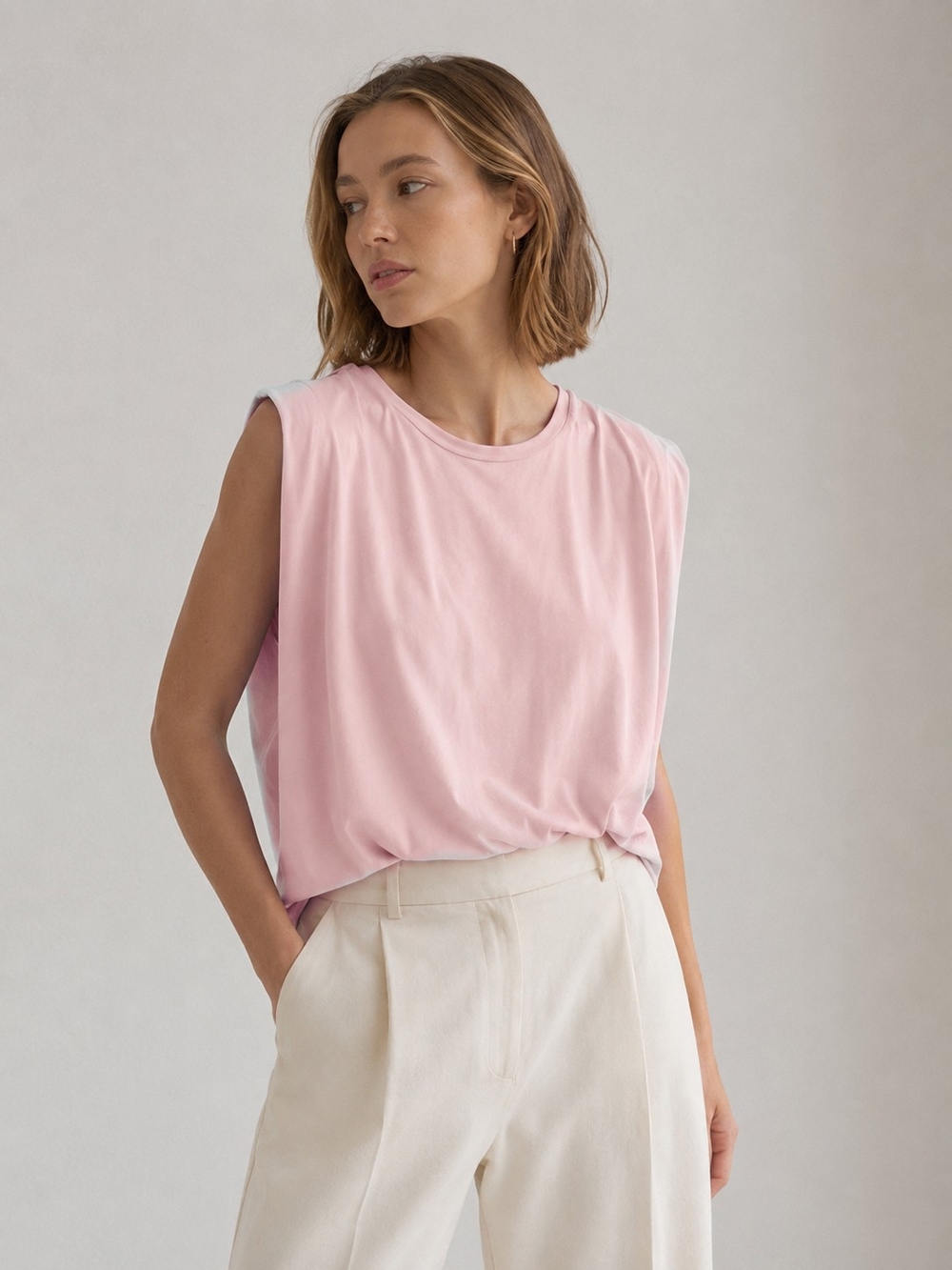 Aritzia Blush Pink Sleeveless Crewneck Top Clean Girl Model off Dutty Minimalist
